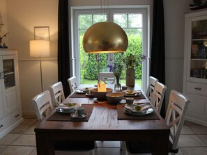 Dining - Holiday Home Haus Annelie (Butjadingen)