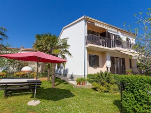 Exterior - Comfortable Apartment With Terrace and Garden (Medulin)