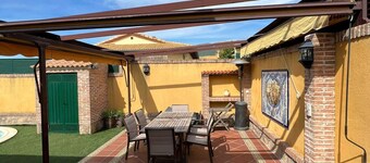 Belvilla by OYO Single Chalet en La Adrada
