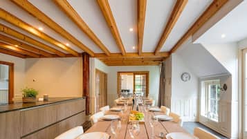 House | Dining