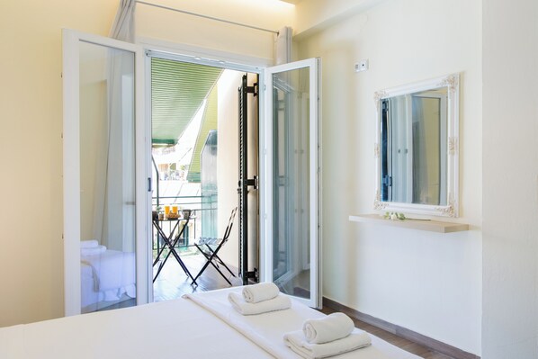Appartement Ville | 2 chambres, fer et planche à repasser, accès au Wi-Fi (inclus)