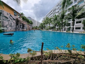 Exterior - Pool Access View Laguna Beach Resort 3 Condo (Pattaya)