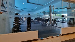 Gym - Pool Access View Laguna Beach Resort 3 Condo (Pattaya)