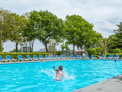 Atmospheric Chalet With Dishwasher