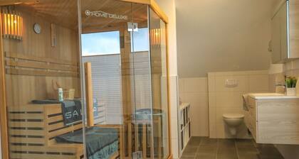 Marinapark 147 Modern Retreat