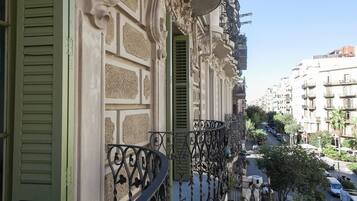 Villa | Exterior
