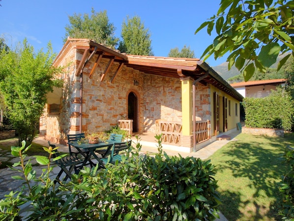 House | Exterior