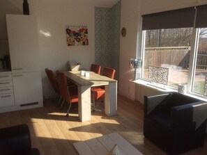 Dining - Holiday Home De Zilvermeeuw (Julianadorp)