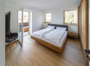 Talo | 2 makuuhuonetta, yksilöllisesti kalustettu