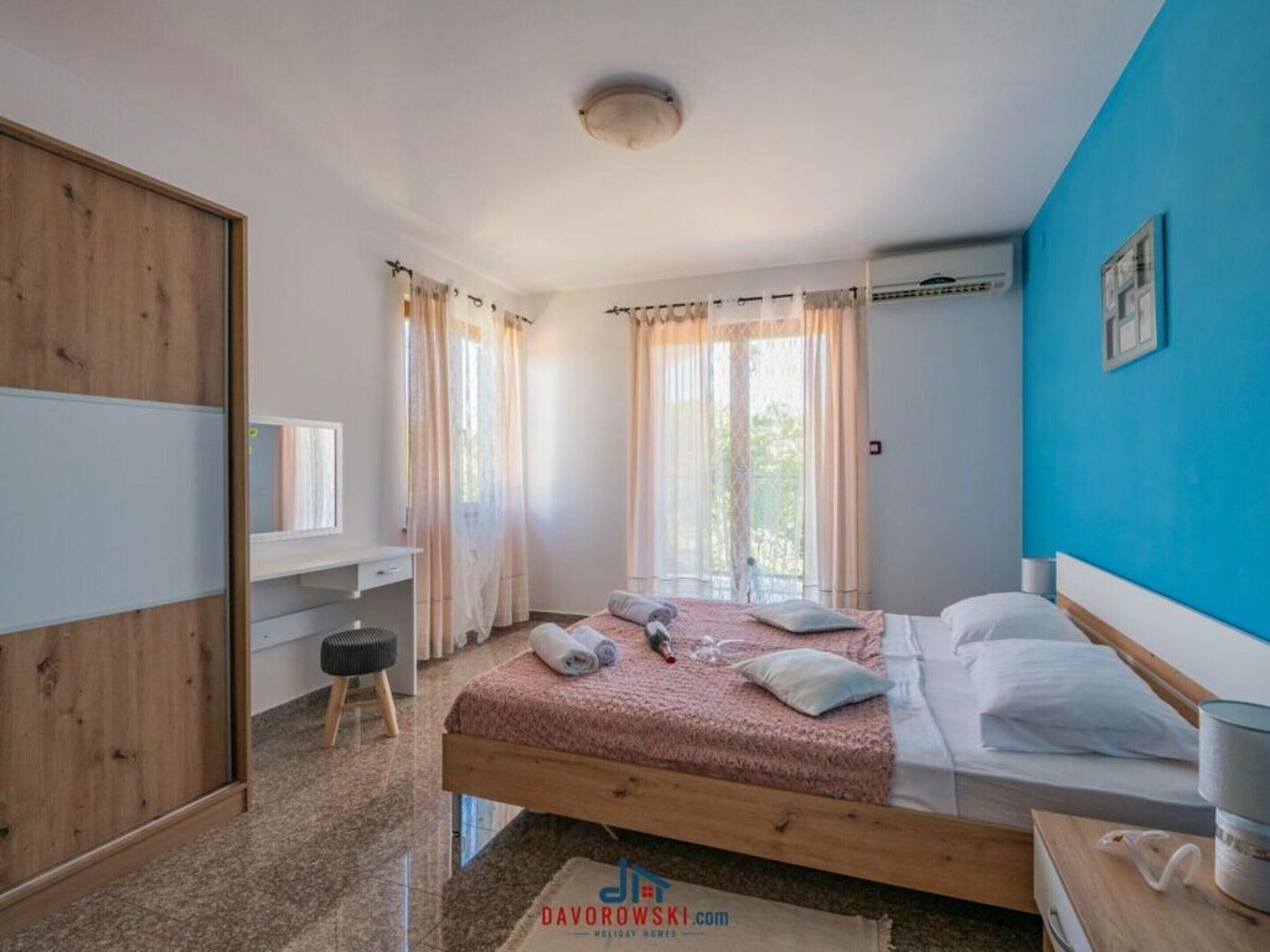 Villa | 4 bedrooms, individually furnished, iron/ironing board