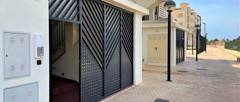 Apartment | Reception