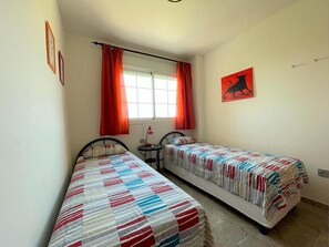 2 bedrooms, individually furnished, iron/ironing board, bed sheets - Belvilla by OYO Vereda Golf II (Roquetas de Mar)