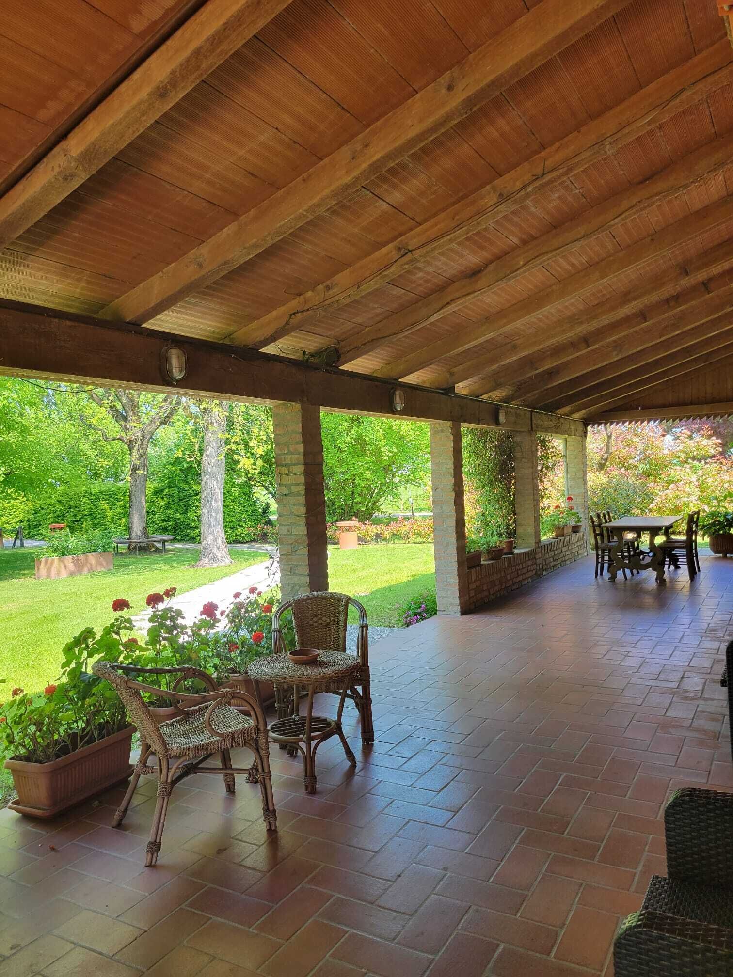 Studio, vue sur le jardin | Vue de la chambre