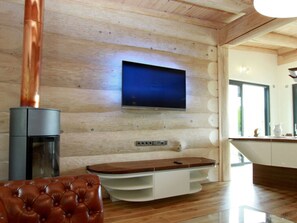 House - Canadian Log Cabin Comfortable Holiday Residence (Stuer)