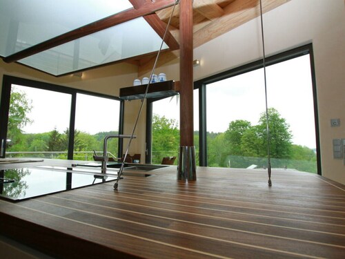 Canadian Log Cabin Comfortable Holiday Residence