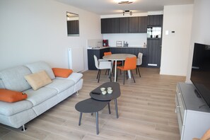 Apartment | Living room