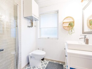 Bathroom - 4 Person Holiday Home in Norre Nebel (Norre Nebel)