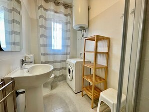 Apartment | Badezimmer