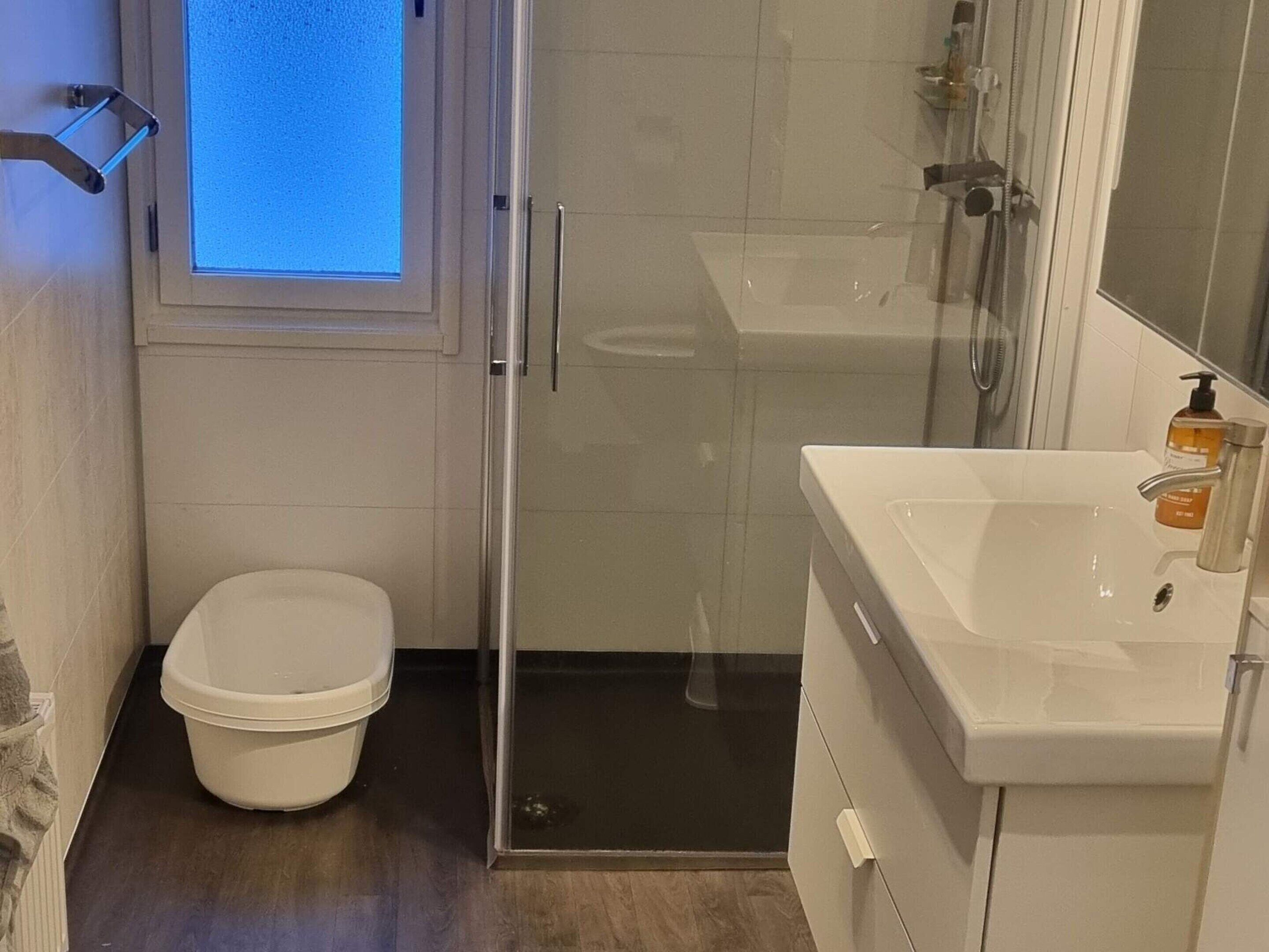 House | Bathroom