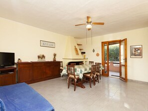 Dining - Villa Giulia wit Zandstrand (Maracalagonis)