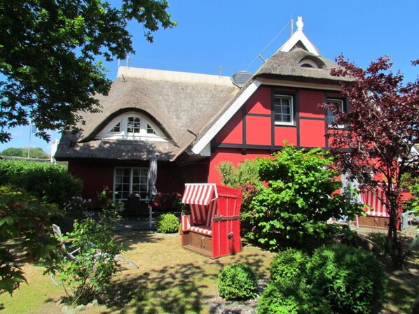 Exterior - Holiday Apartment Uhlenhof 1 (Mönchgut-Granitz)