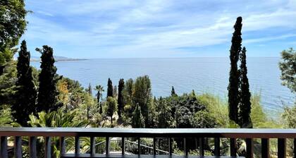 Villa in Salobrena With Sea Views