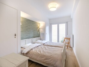2 bedrooms, individually furnished, iron/ironing board - Apartment by St. Andre Dunes and Sea (Koksijde)