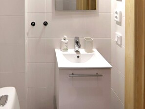 House | Bathroom