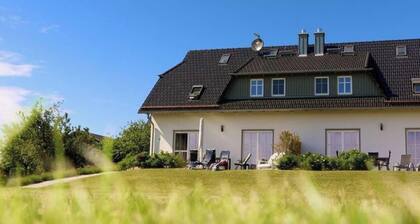 Feuerstein House Monchgut