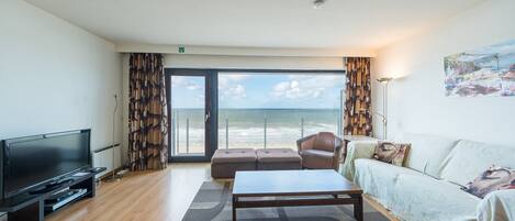 Apartment | Living room