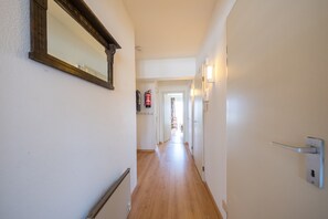 Apartment | Reception