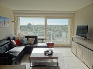 Apartment | Living room