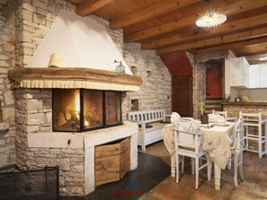 Dining - Polai Comfortable Holiday Residence (Vodnjan)