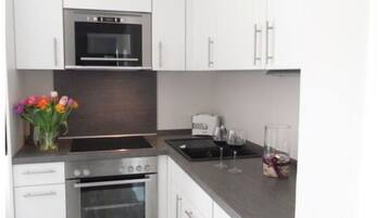 Ferienhaus | Eigene Küche | Ofen, Wasserkocher, Toaster