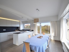 Apartment | Dining - Stylish Stay by the Sea (De Haan)