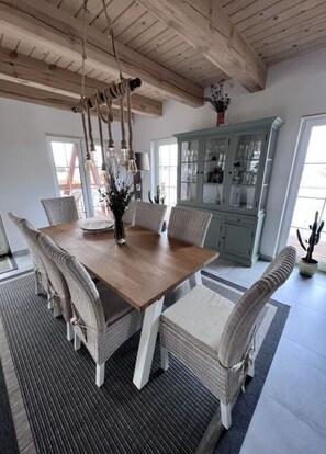 Dining - Gardna Modern Retreat (Smoldzino)