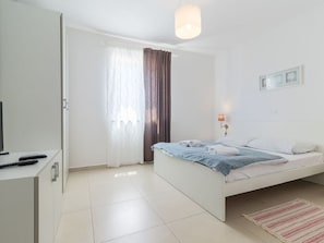 5 bedrooms, individually furnished, iron/ironing board - Villa Martha Comfortable Holiday Residence (Zminj)