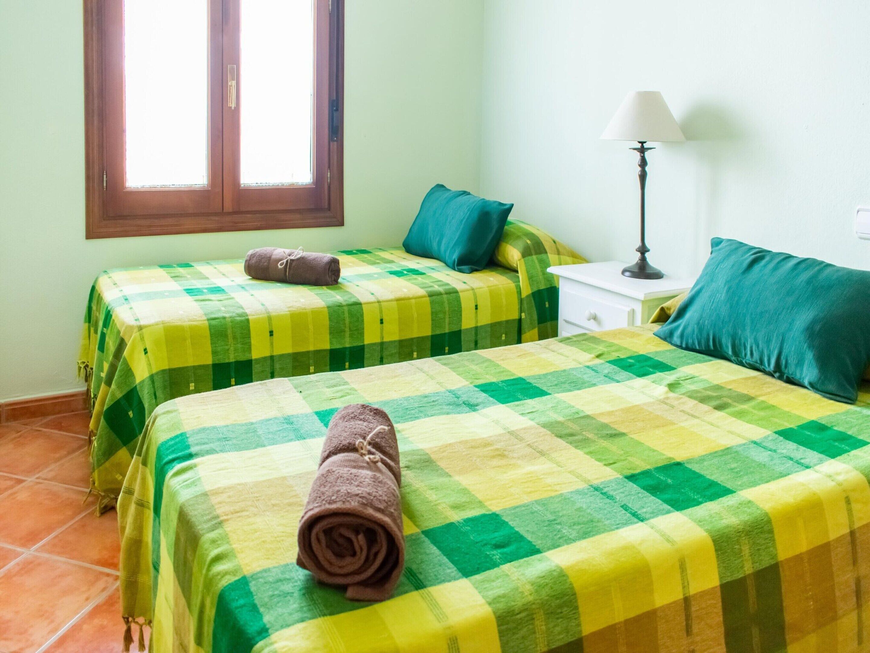 Chalet | 4 bedrooms, individually furnished, iron/ironing board, bed sheets