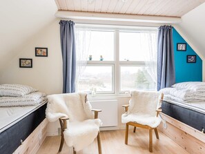 House - 6 Person Holiday Home in Hvide Sande (Hvide Sande)