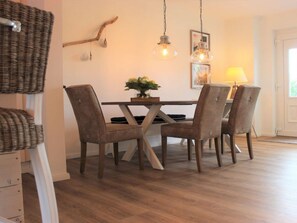 Dining - Holiday Home Crimea "nautic" (Pommerby)