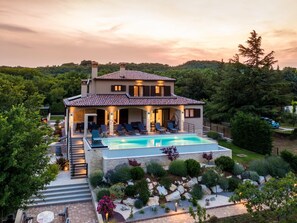 House | Exterior - Villa With Pool Surrounded by Woods in Labin (Labin)