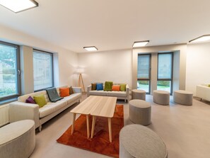 House | Living room - Luxury Family Holiday Home With Wellness (Weiswampach)