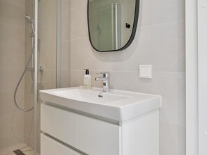 Villa | Bathroom
