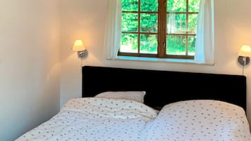 House | 2 bedrooms, individually furnished