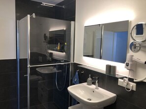 House | Bathroom - Seaside Apartment in Prerow (Ostseebad Prerow)