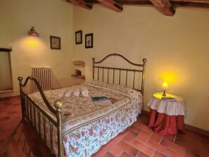 Hus | 4 soverom og sengetøy