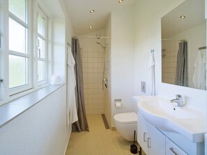 Ferienhaus | Badezimmer