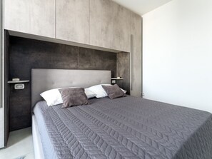 Appartement | 1 chambre, fer et planche à repasser