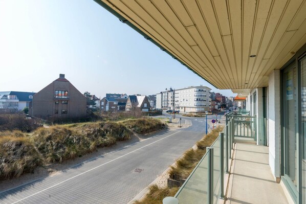 Apartment | Property grounds - Apartment by Belgian Coast With Dune Views (Koksijde)