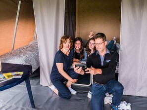 Tienda de campaña | 3 habitaciones y ropa de cama 